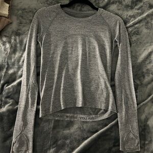 Lululemon Gray Long Sleeve Athletic Top